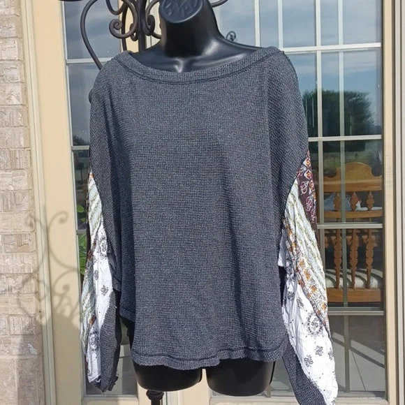 Free People Women's Blossom Thermal Sweater Top in Paisley Floral Sz M - Picture 1 of 6